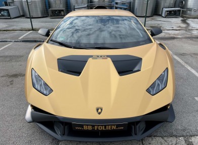 Folierung lamborghini huracan sto kpl in gold x matt by bb folien folierungen foliranje lamborghini huracan sto kpl v zlato x mat by bb folien folierungen5