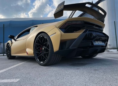 Folierung lamborghini huracan sto kpl in gold x matt by bb folien folierungen foliranje lamborghini huracan sto kpl v zlato x mat by bb folien folierungen21