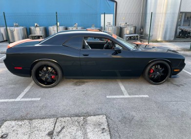 Folierung dodge challenger srt kpl in orange toxic matt schwarz x metallic by bb folien folierungen foliranje dodge challenger srt kpl v oranzno toxik mat crno x metalik by bb folien folierungen7