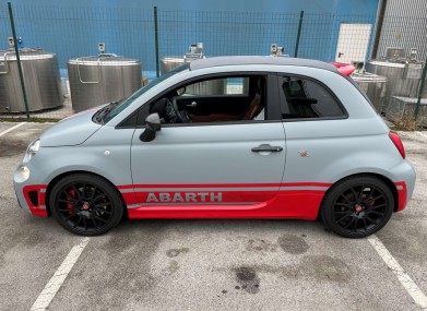Folierung fiat abarth competizione kpl in satin grau matt design rot glanzed by bb folien folierungen foliranje fiat abarth competizione kpl v satin sivo matt dizajn rdeca sijaj by bb folien folierungen8